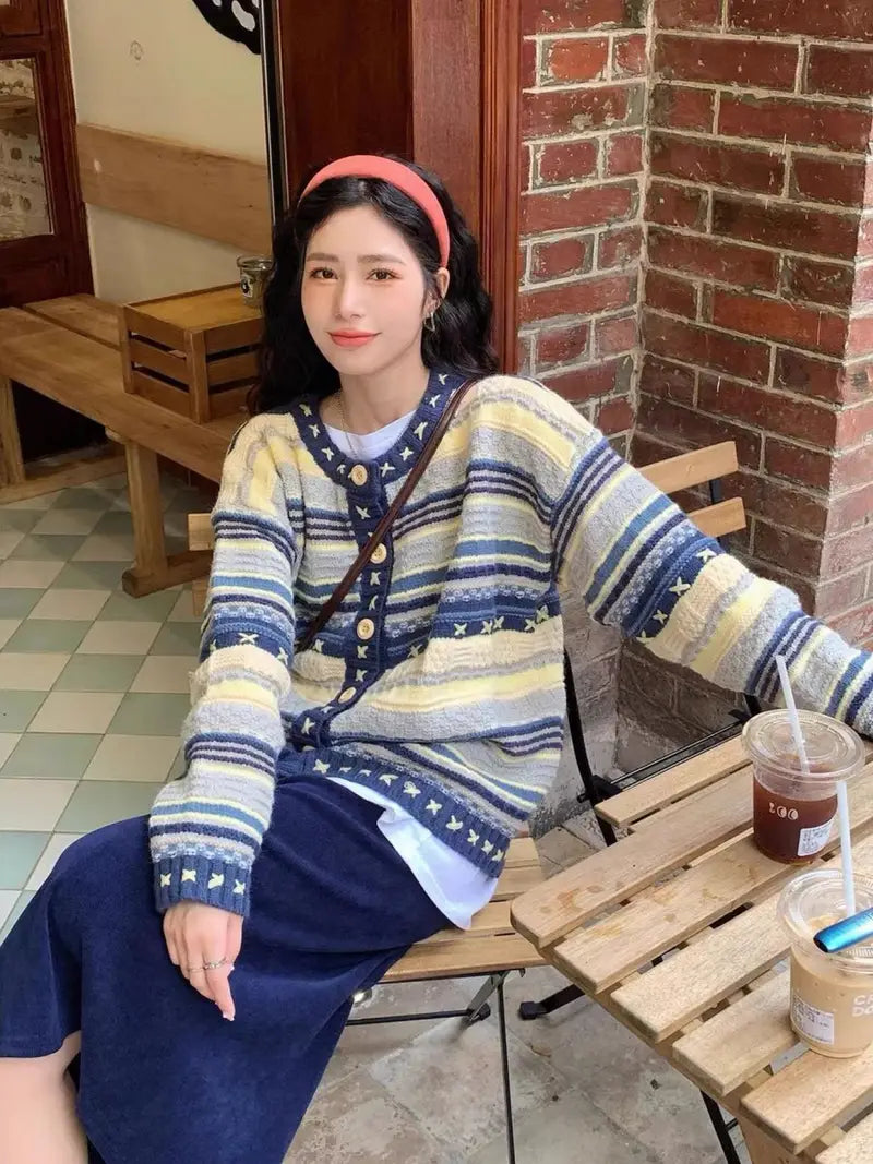 Women's Vintage Horizontal Striped Oversized Cardigan Coat - Soft Beige//Navy Blue/Grey Sweater Jacket with Round Neck & Button Closure, Cozy Fall Winter Layering Piece for Casual or Dressy Outfits