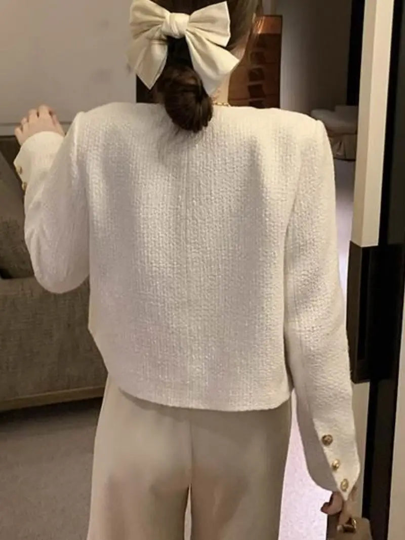 A New Women'S Autumn Jacket with a Loose, Short Style That Is Versatile And Has a Trendy French Vibe.