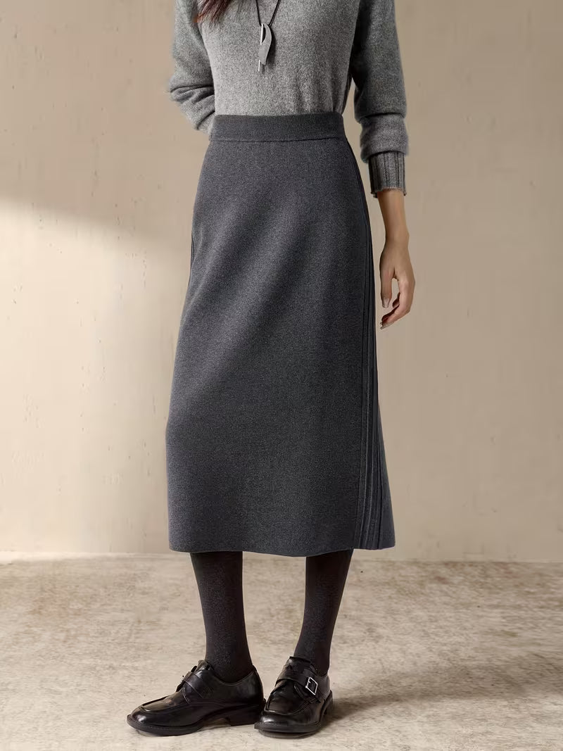 Women'S Mid-Length Skirt with Side Slit - Solid Color, Regular Fit, No Belt, Perfect for Fall/Winter, Casual to Formal Wear, Casual Attire|Sleek Skirt| Construction