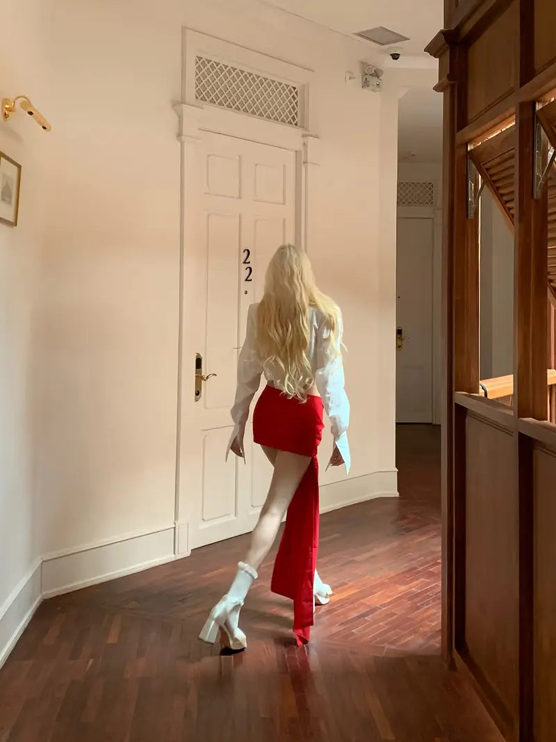 Women'S Sexy Low-Rise A-Line Skirt with Asymmetrical Hem & Red Bow Detail - High-Waisted Short Skirt for Spring/Summer/Fall, Solid Color Fashion, Cute Skirts, Spring Summer Fashion, Feminine Style, Elegant Design